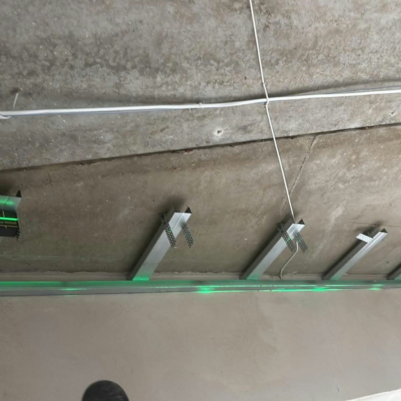 Magnetas profiliams montuoti