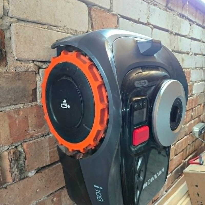 SEGWAY i105/i108 sieninis laikiklis