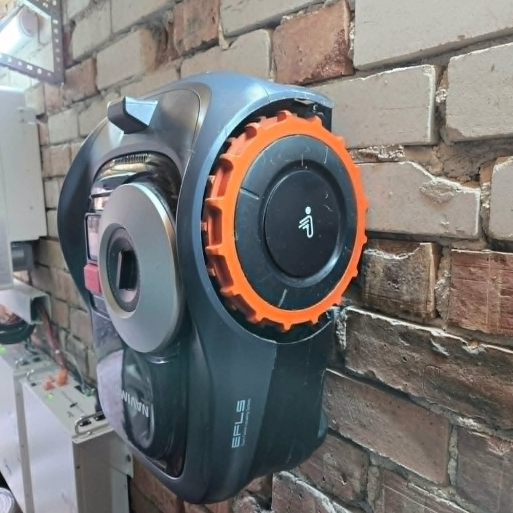 SEGWAY i105/i108 sieninis laikiklis