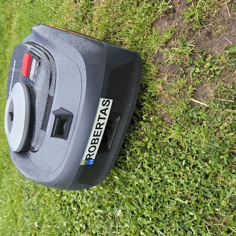 Vardiniai numeriai Jūsų vejos robotui